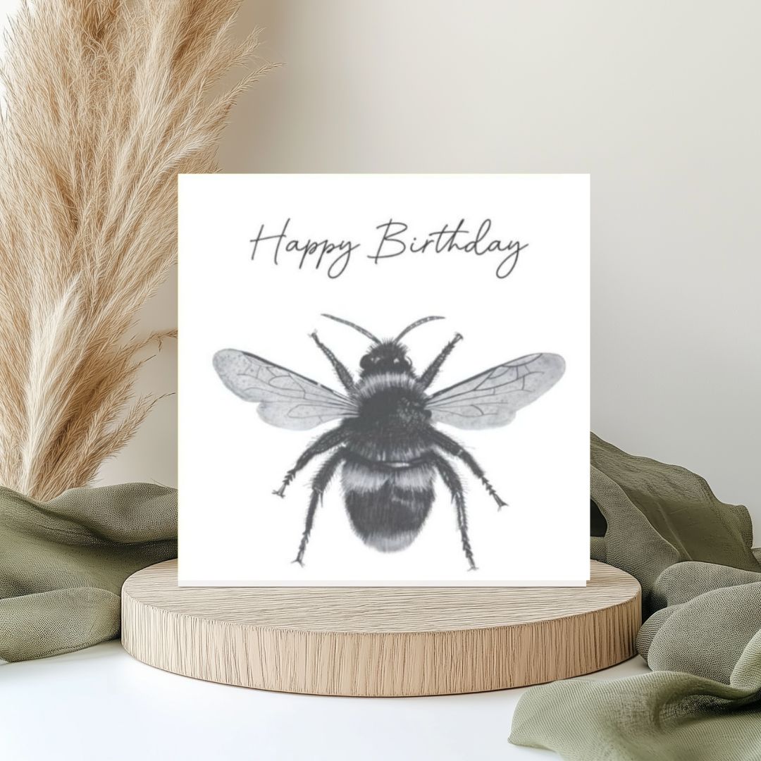 Happy Birthday Bee Card – A charming hand-drawn card featuring a cute bee, perfect for sending sweet birthday wishes to someone special.