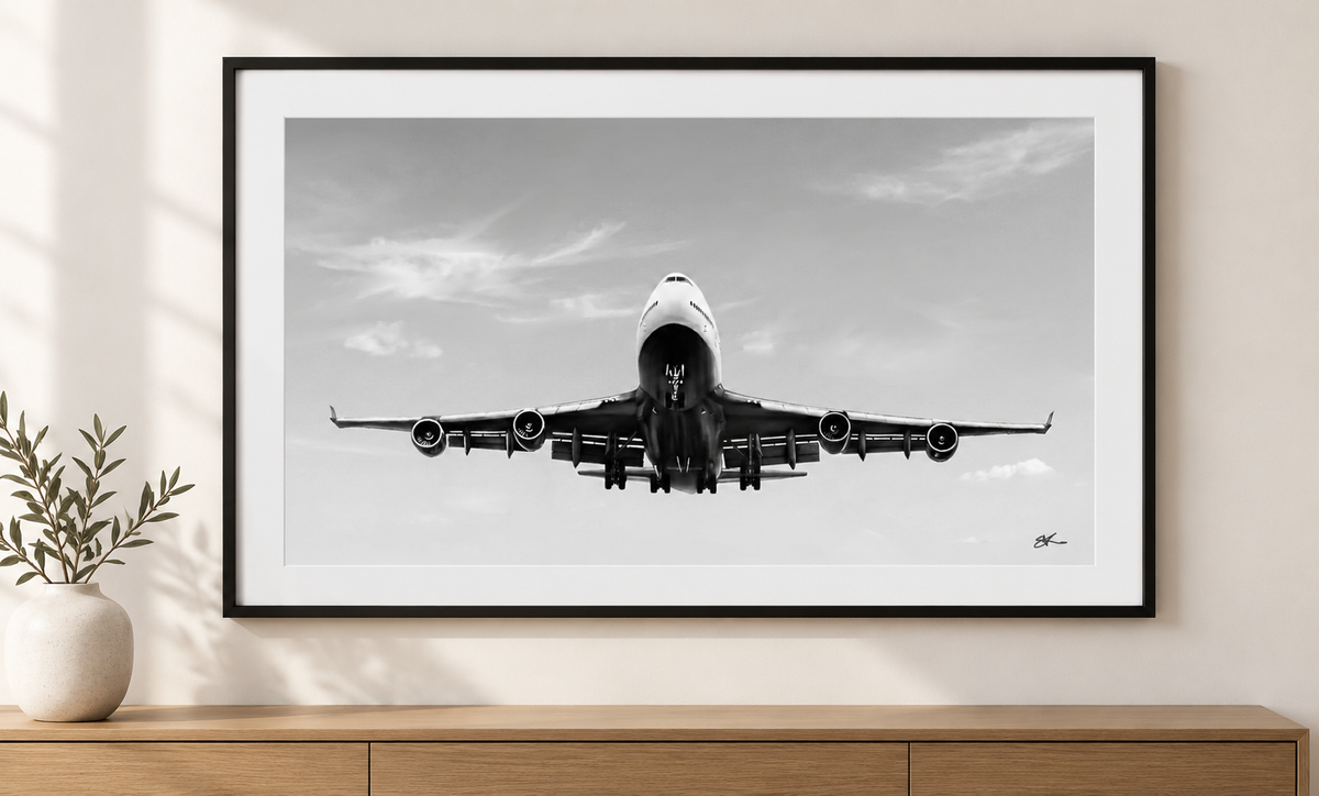 Boeing 747 landing print in black frame with white mount