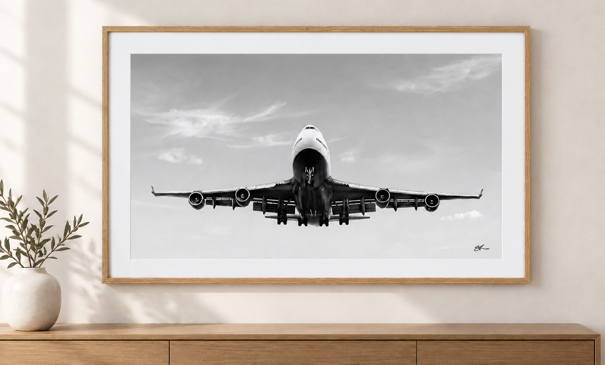 Boeing 747 landing print in oak frame with white mount